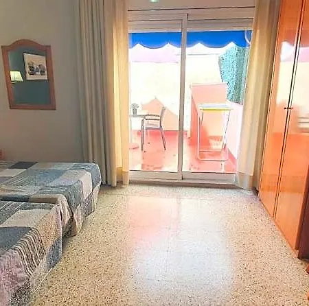 Marinada Hotel 2*
