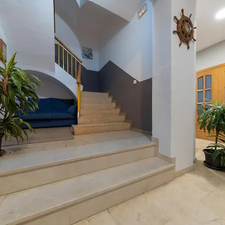 Hotel Marinada